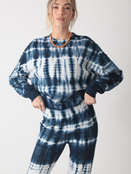 Classic Sweatshirt Indigo Horizon