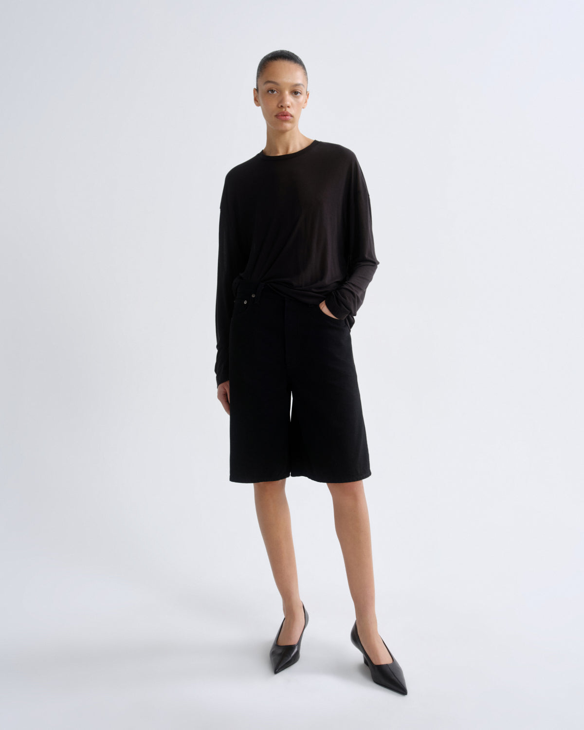 Sasha Tee in Black