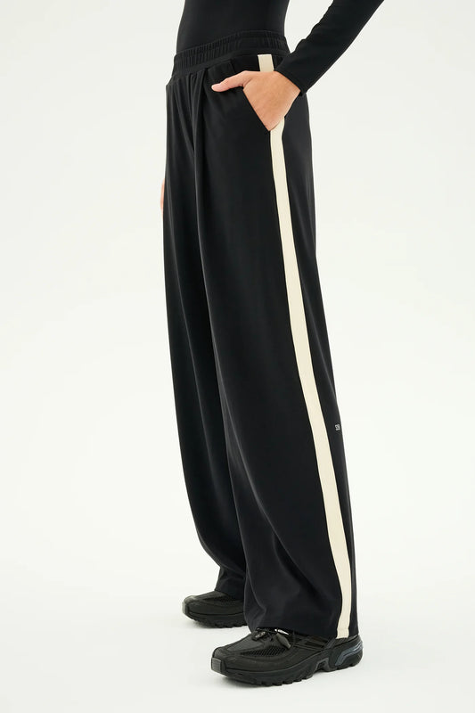 Luca Airweight Trouser