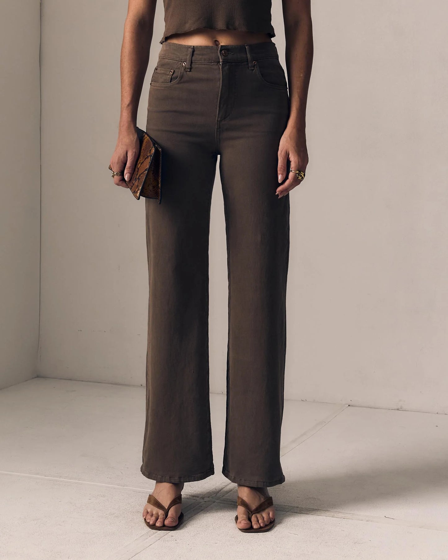 Column Jeans in Dune