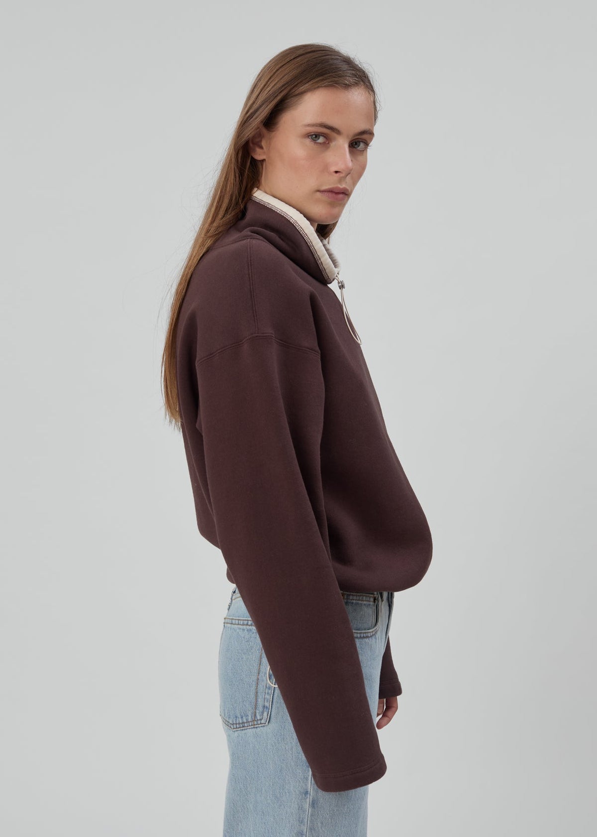 Rec Pullover in Chocolate Brown